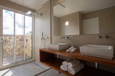 Luxury Villa Photo #27