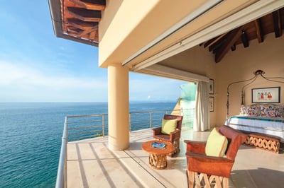 Luxury Villa Photo #29