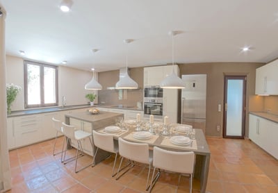 Luxury Villa Photo #16
