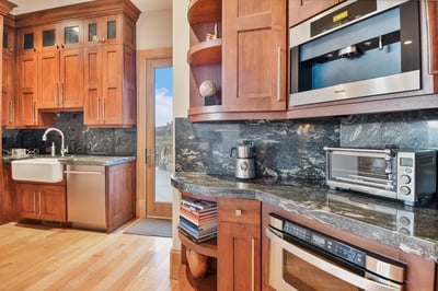 Luxury Villa Photo #15