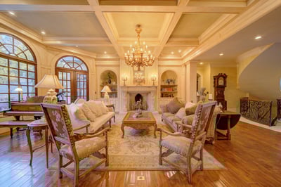 Luxury Villa Photo #12