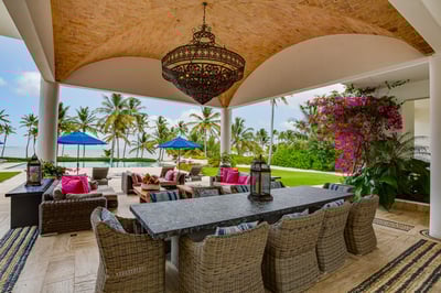Luxury Villa Photo #9
