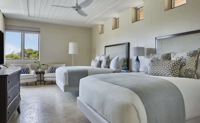 Luxury Villa Photo #13