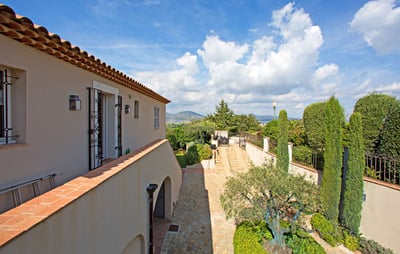 Luxury Villa Photo #11