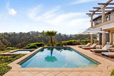 Luxury Villa Photo #11