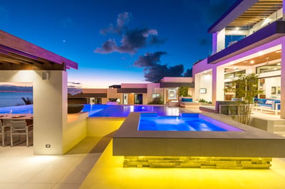 Luxury Villa Photo #16