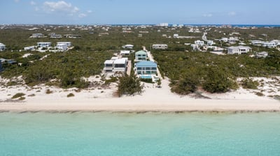 Luxury Villa Photo #17