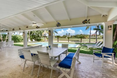 Luxury Villa Photo #11