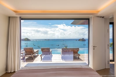 Luxury Villa Photo #37