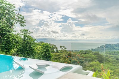 Luxury Villa Photo #6