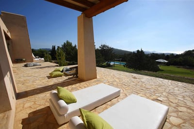 Luxury Villa Photo #9
