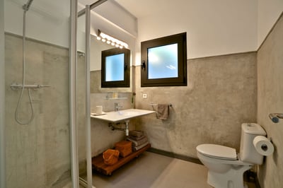 Luxury Villa Photo #16