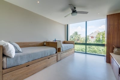 Luxury Villa Photo #41