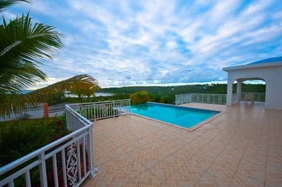 Luxury Villa Photo #3