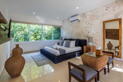 Luxury Villa Photo #58