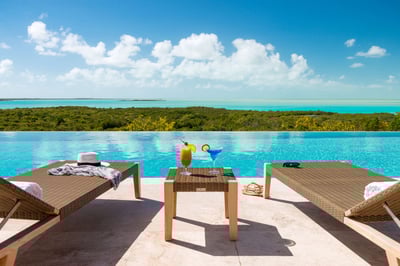 Luxury Villa Photo #18