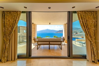 Luxury Villa Photo #20