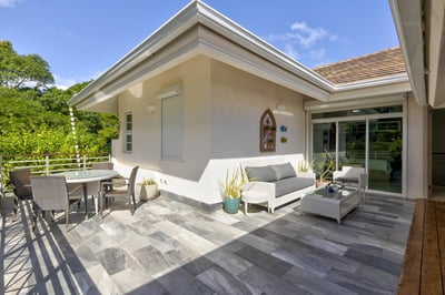 Tortuga B55 – Lush Tropical Garden