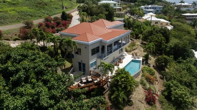 Luxury Villa Photo #2