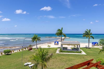 Luxury Villa Photo #8