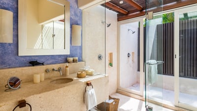 Luxury Villa Photo #20