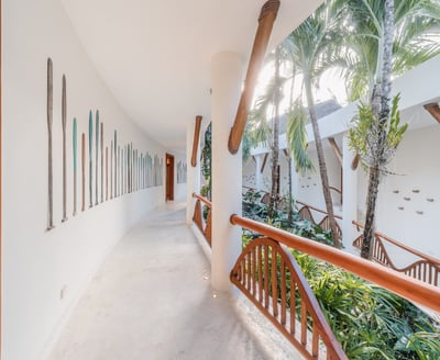 Luxury Villa Photo #17