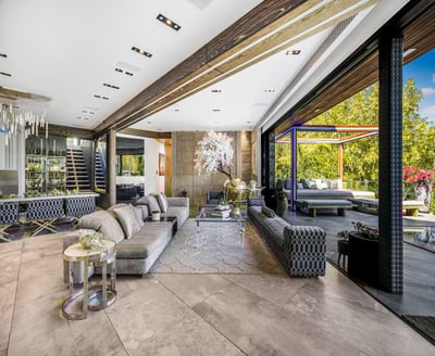 Luxury Villa Photo #13