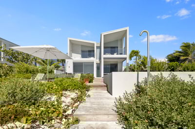 Luxury Villa Photo #9
