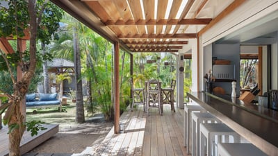 Luxury Villa Photo #28