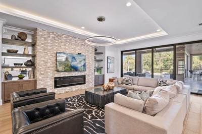 Luxury Villa Photo #13