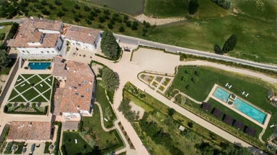 Luxury Villa Photo #3