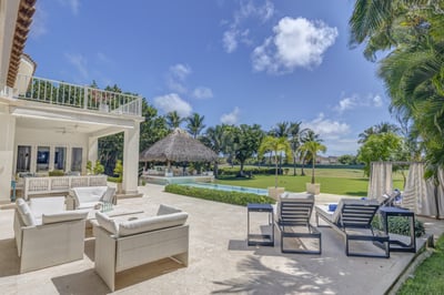 Luxury Villa Photo #8