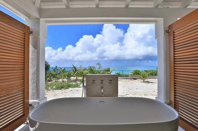 Luxury Villa Photo #44