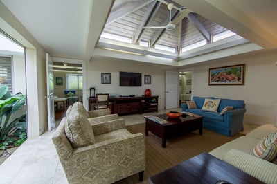Luxury Villa Photo #14