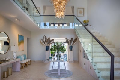 Luxury Villa Photo #24