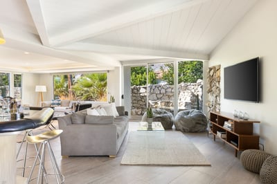 Luxury Villa Photo #14