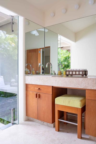 Luxury Villa Photo #30