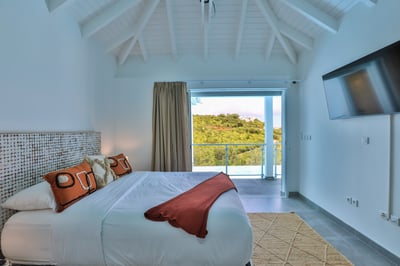 Luxury Villa Photo #25