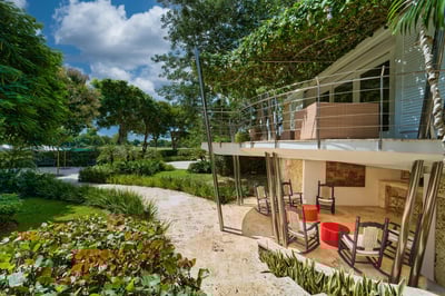 Luxury Villa Photo #11