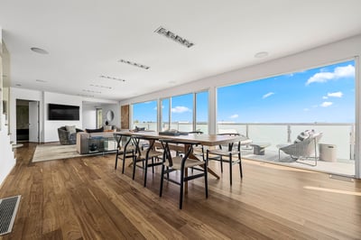 Luxury Villa Photo #13