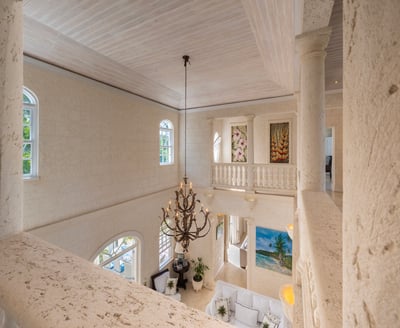 Luxury Villa Photo #27