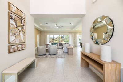 Luxury Villa Photo #25