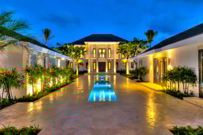 Luxury Villa Photo #8