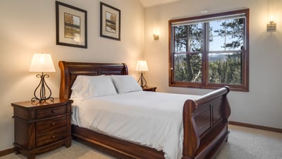 Queen suite on upper level