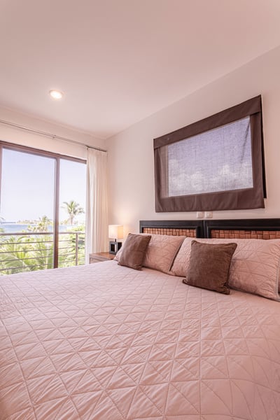 Luxury Villa Photo #47