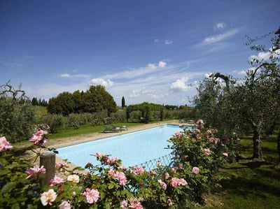Luxury Villa Photo #3