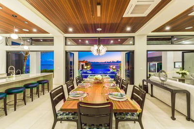 Luxury Villa Photo #22