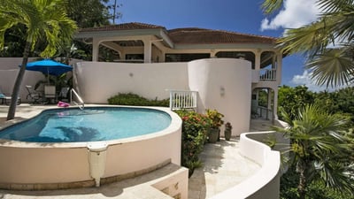 Luxury Villa Photo #3