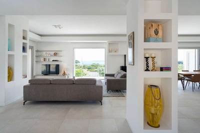Luxury Villa Photo #18