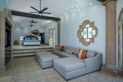 Luxury Villa Photo #45